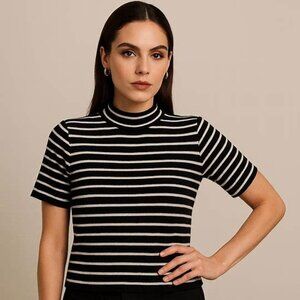 Womens Plus Sz L Mock Neck Form Fitted Crop Tee Top Sweater Striped Black&White